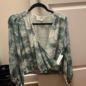ASTR the label wrap top